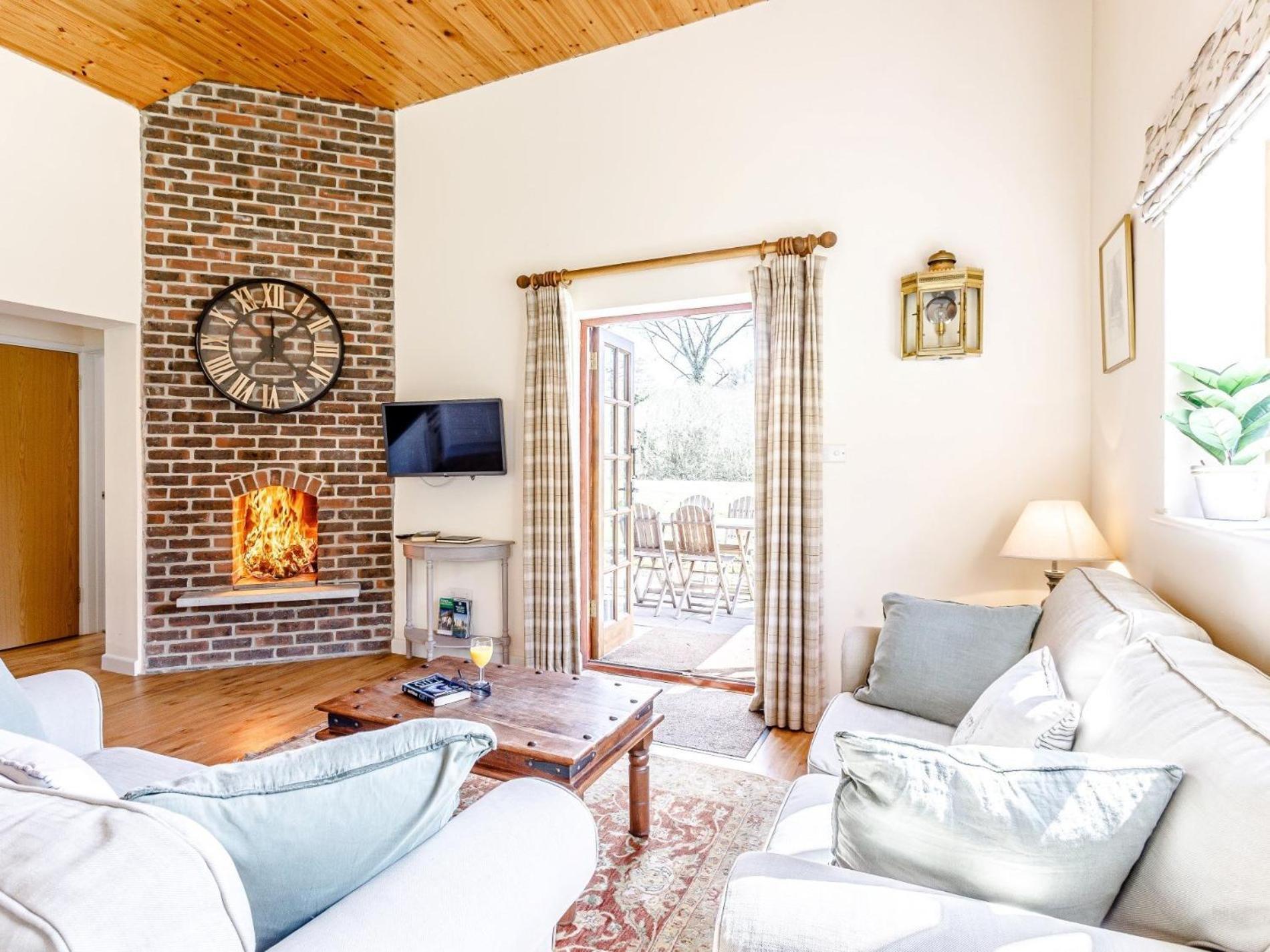 2 Bed In Dorchester 75243 Frampton  外观 照片